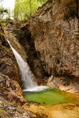 Janko_Humar_-_Zapoto__ki_slapovi