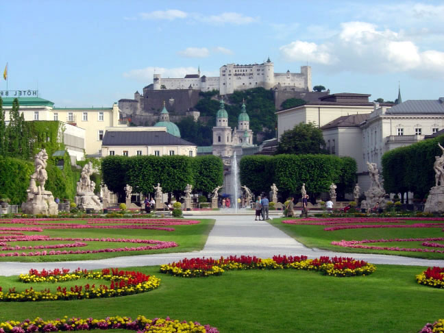 View_of_Salzburg_Fortress_from_Mirabell_Gardens