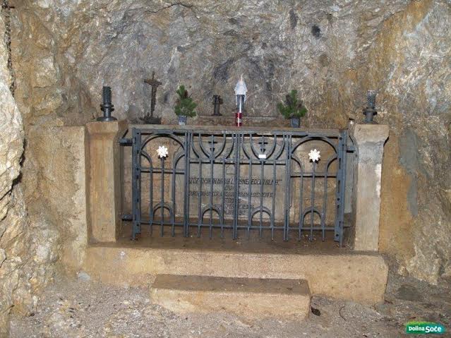 0826ca65-9c03-48dd-a9e2-879debbfc487