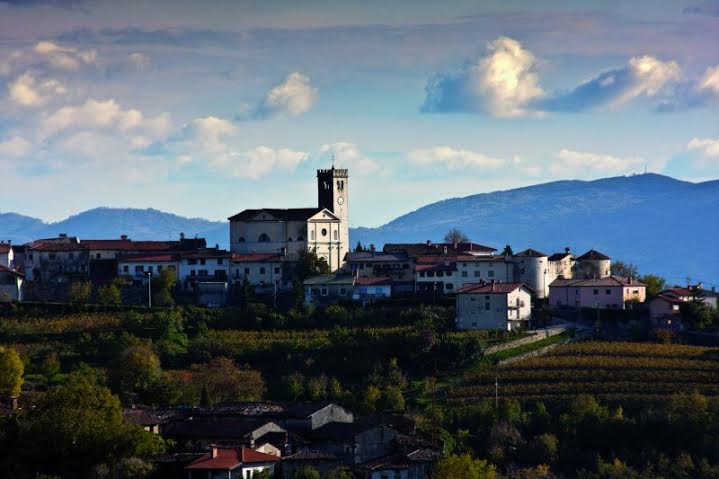 708d7fad-cb2c-42b7-b7fe-5cae46b72ac5