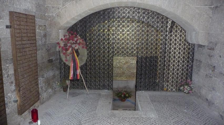 79b57321-7554-4928-beda-1028ac315b8b