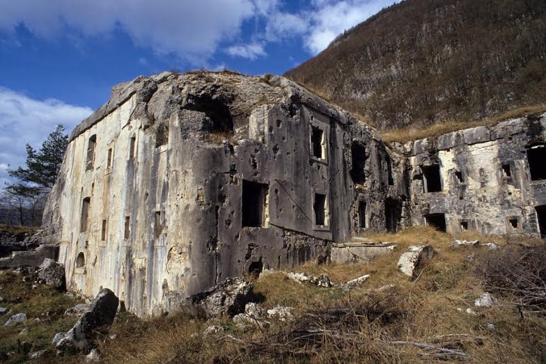 af01e0c3-f9dc-44b9-a790-a1cdbb5b84dc