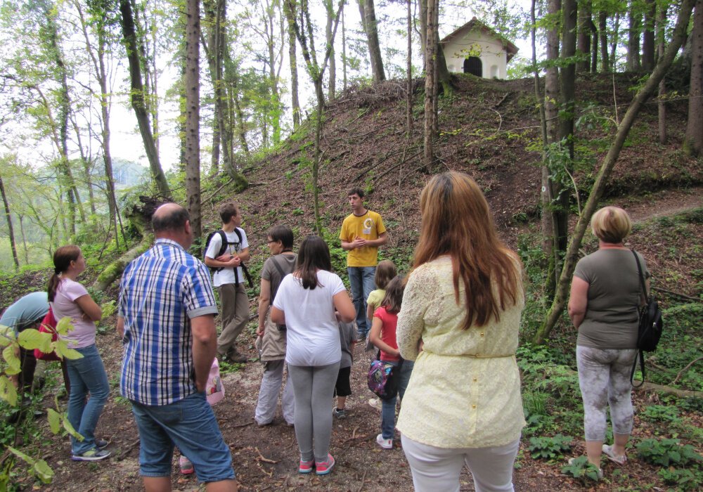 program-odrasli-vodenje-po-srednjeveskem-lihtenberku